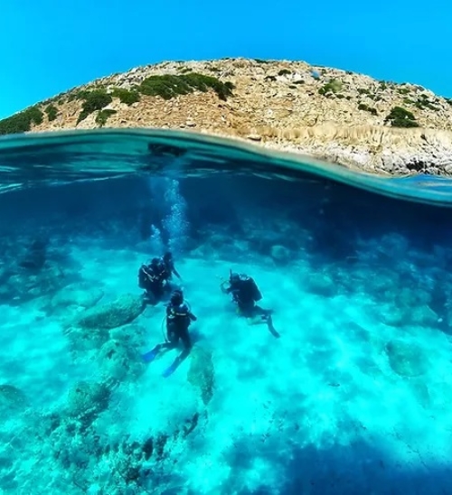 Snorkeling e immersioni in Sardegna: i luoghi adatti a esperti e neofiti