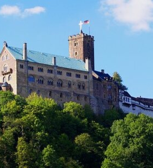 In Germania nel Castello di Wartburg, dove soggiornò Martin Lutero