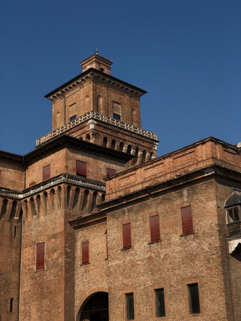 Cosa vedere Ferrara, Castello Estense