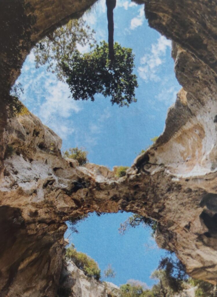 tre Cose da vedere in Liguria, Grotta dell'Edera Finale Ligure