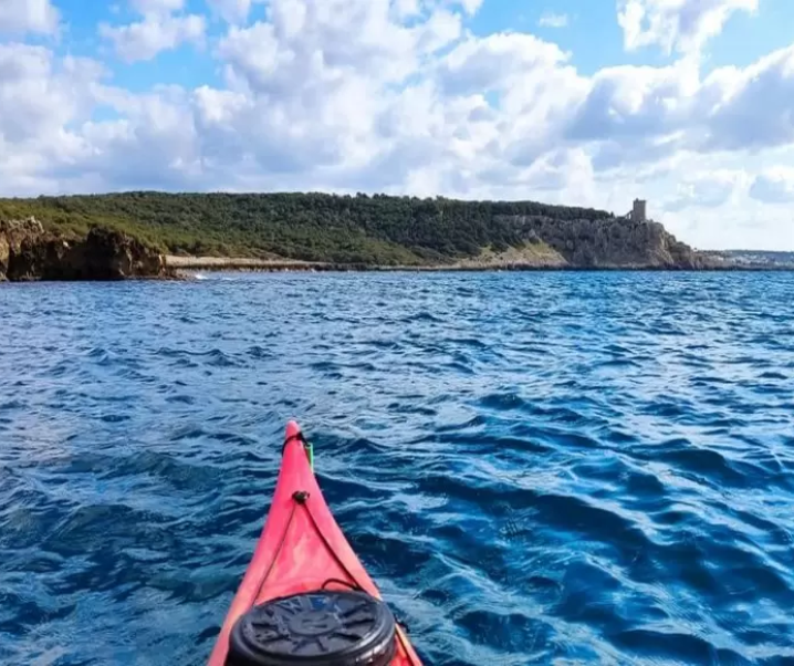 Kayak in Puglia: dal Gargano a Leuca, meraviglie a pelo d’acqua
